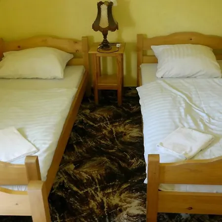 Piecuch Alojamento de Acomodação e Pequeno-almoço 3*